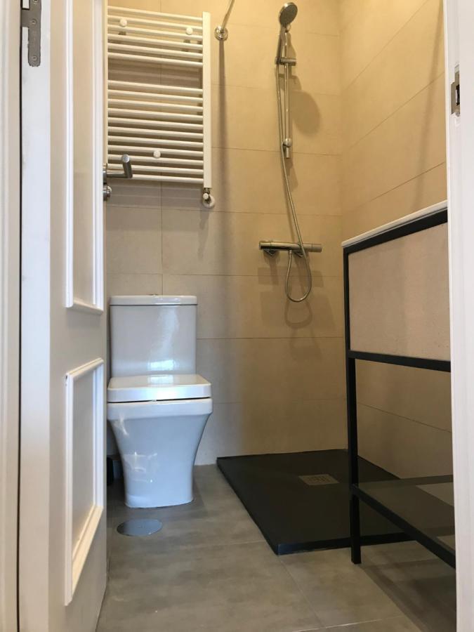 Puerta Del Angel Lägenhet Madrid Exteriör bild